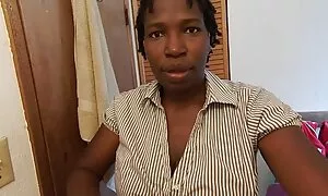 Том хөхтэй хар мод А ...